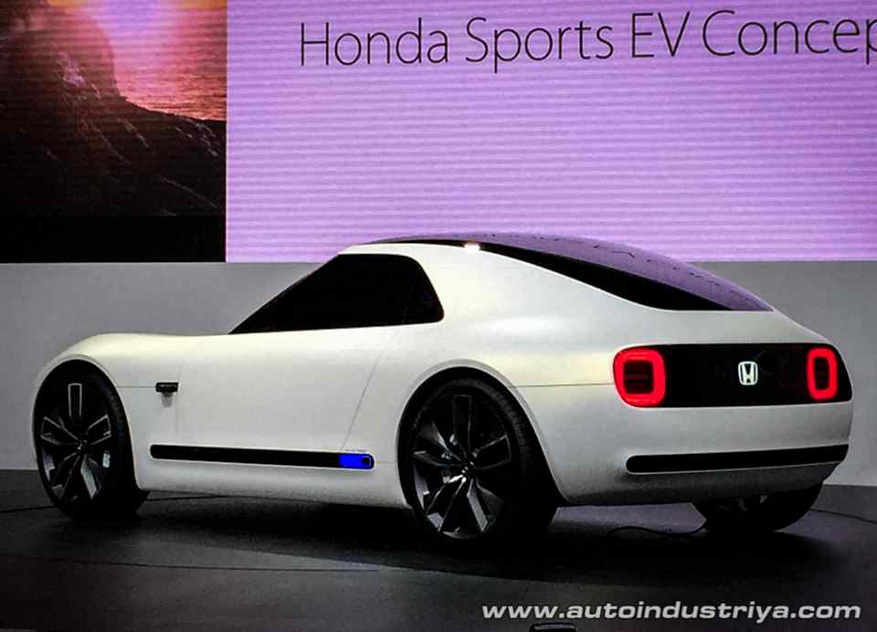 Tokyo 2017: Honda revives the S2000 spirit with the Sport EV Concept