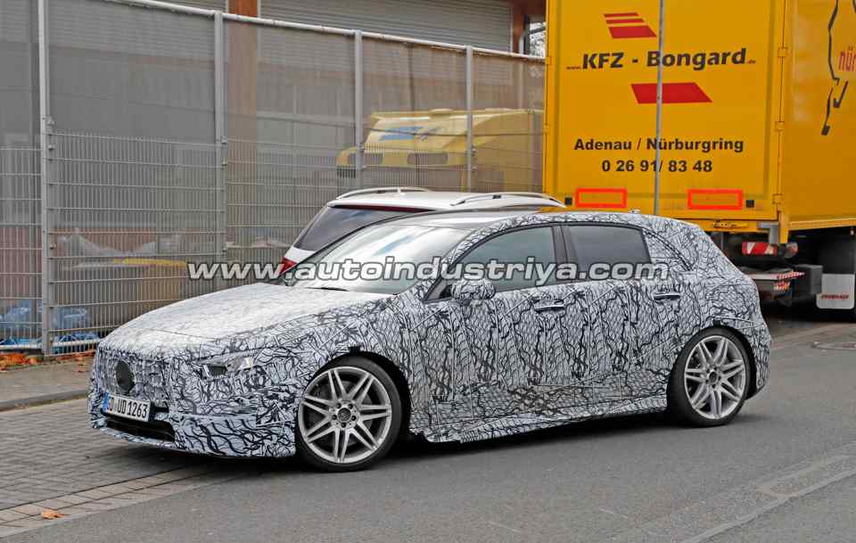 Spied: Mercedes-AMG A45 sports revised exhaust setup