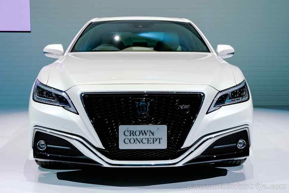 Tokyo 2017: Sporty Toyota Crown Concept previews next-gen model