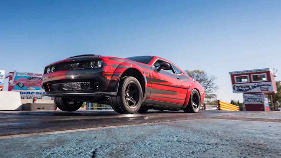 All carbon-fiber Dodge Demon to debut at 2017 SEMA Show