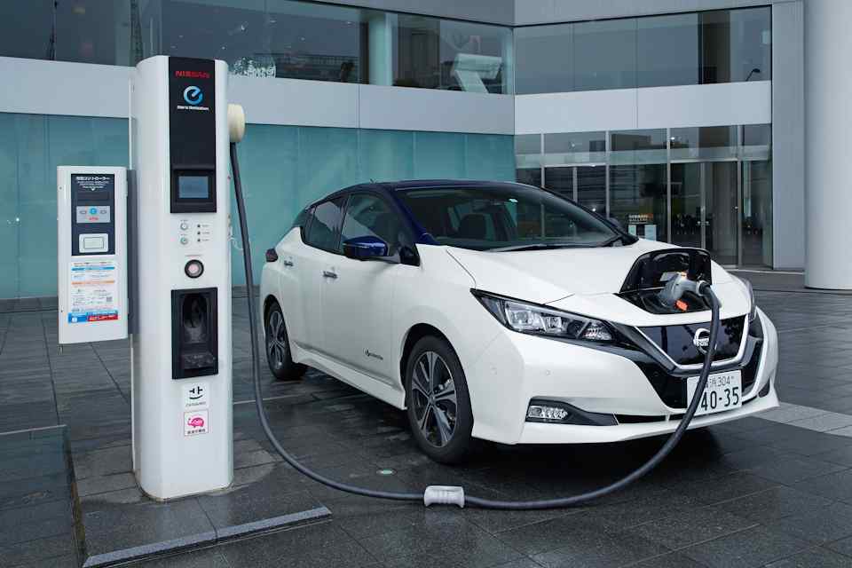 Watt's Up: Driving the 2018 Nissan Leaf EV