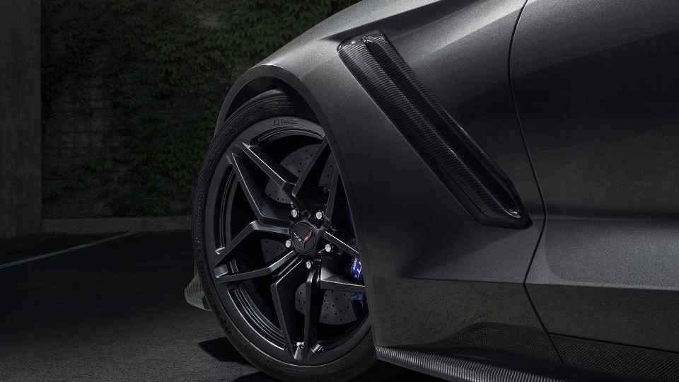 2019 Chevrolet Corvette ZR1 supercharged to 765 horsepower
