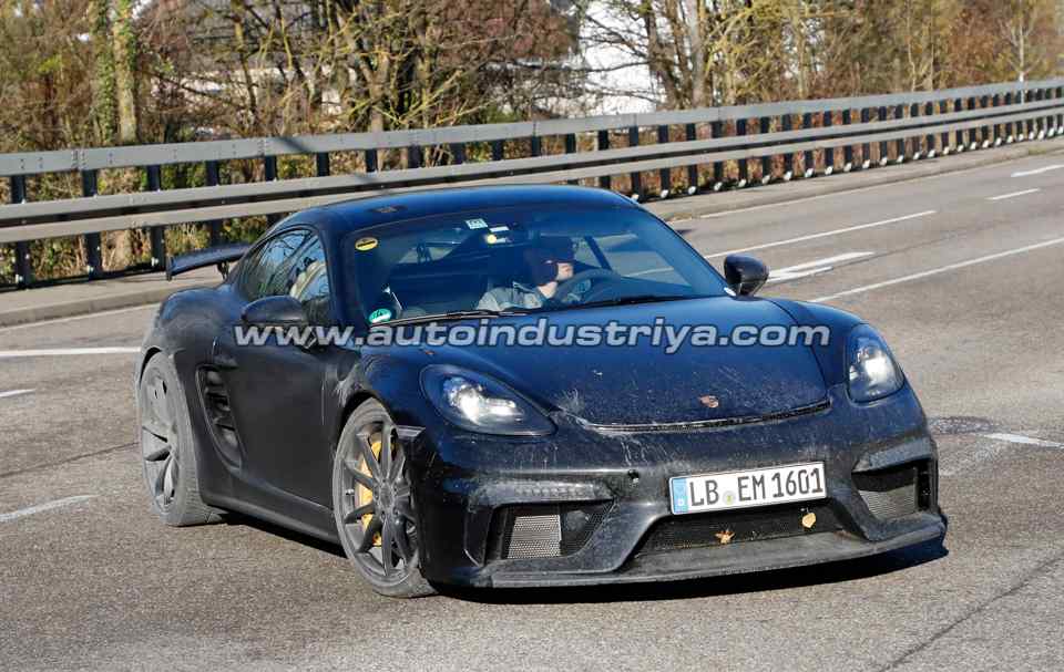 Spied: Porsche Cayman GT4 packs aggressive new aero