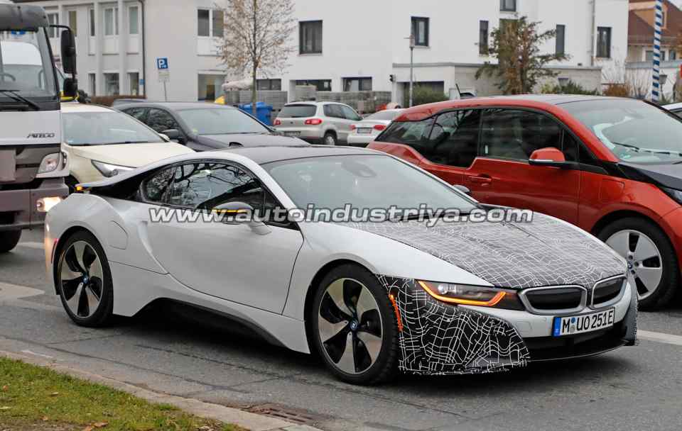 Spied: BMW i8 sports revised aero, possibly new S variant Spied: BMW i8 sports revised aero, possibly new S variant