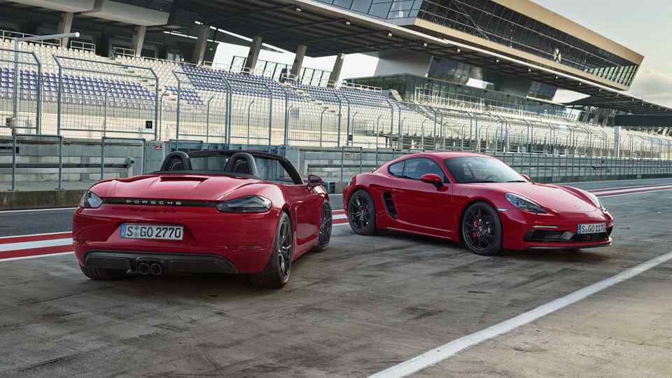 LA 2017: Porsche Boxster, Cayman GTS