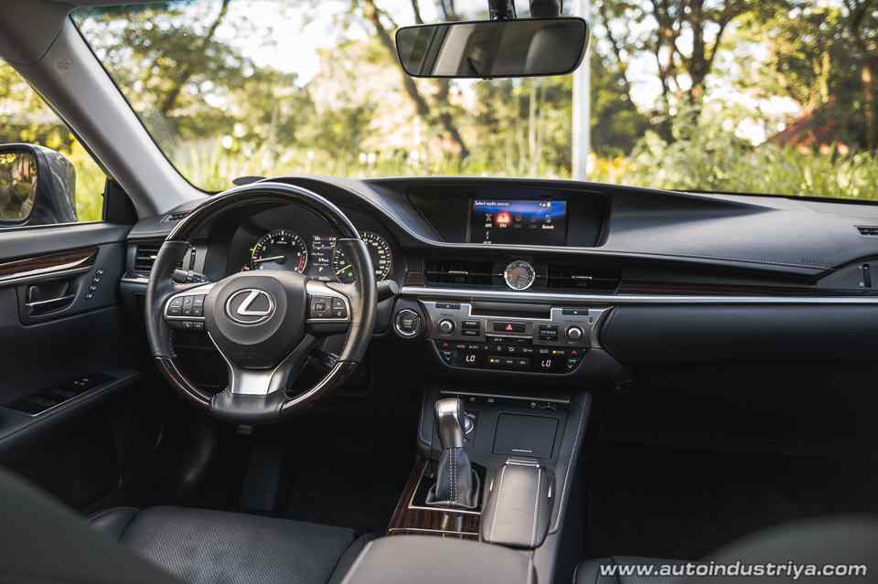 2017 Lexus ES 350