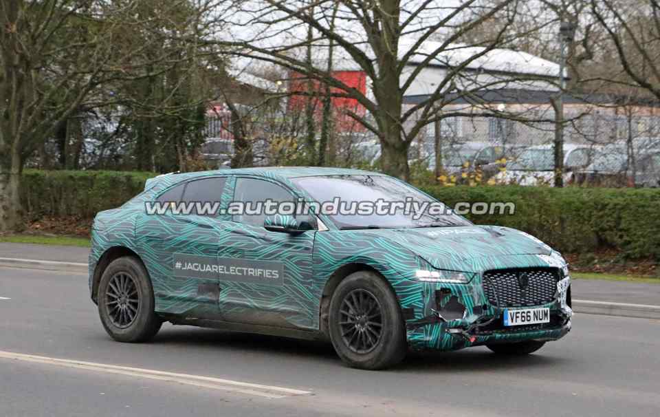 Spied: Two Jaguar I-Pace prototypes undergoes testing anew
