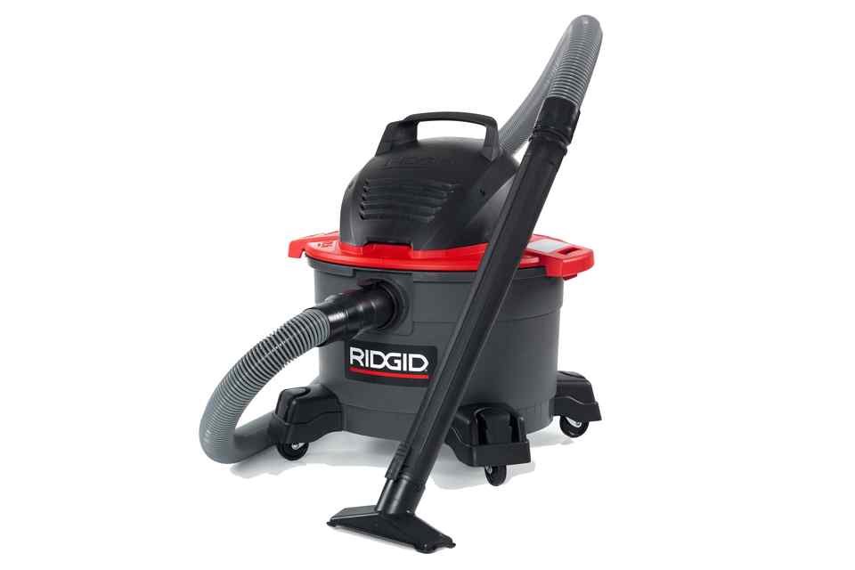 Eight Christmas gift choices for your car (and you)