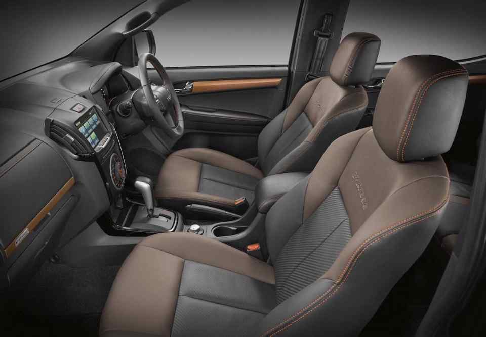 Isuzu D-Max gets yet another facelift for 2018