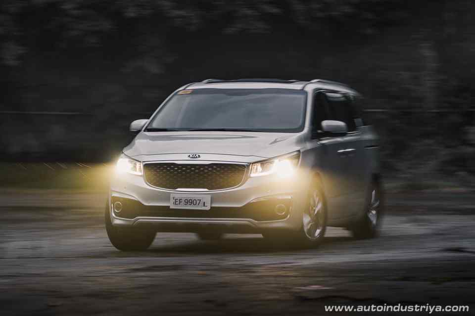 2017 Kia Carnival V6 SXL