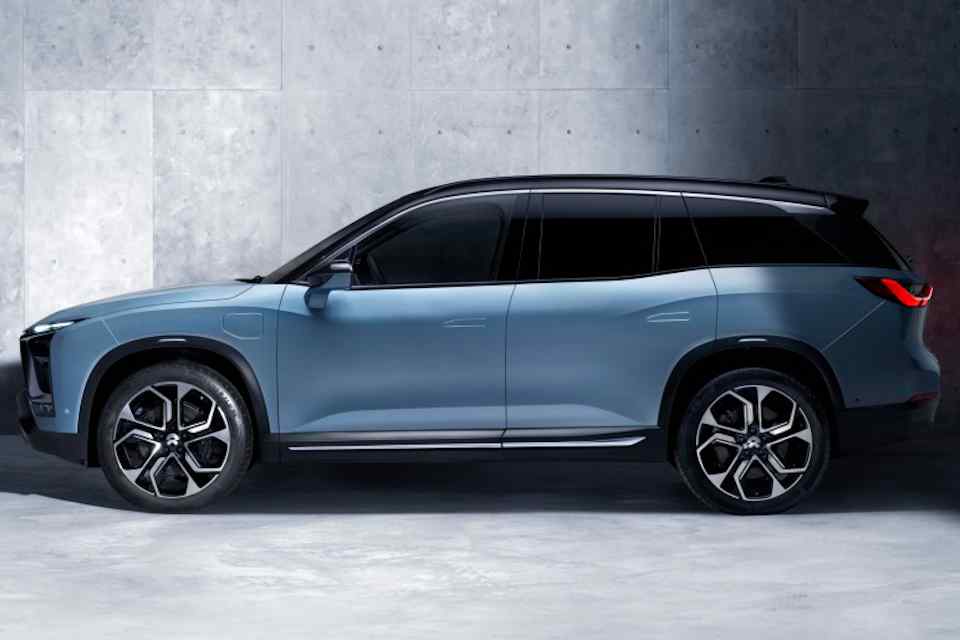 NextEV reveals pure-electric NIO ES8 crossover