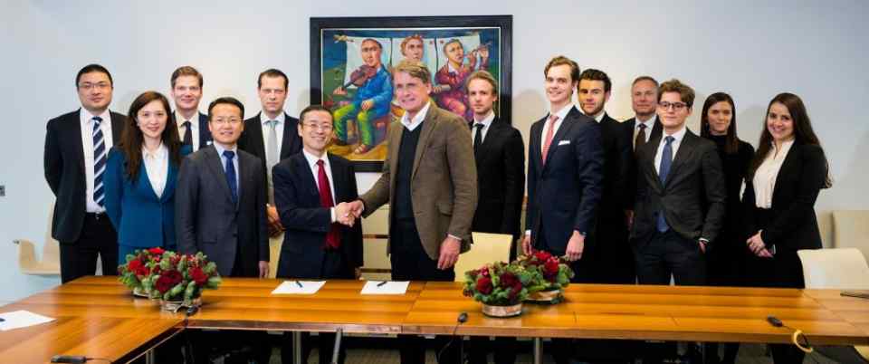 Geely Holding acquires stake in Volvo Trucks
