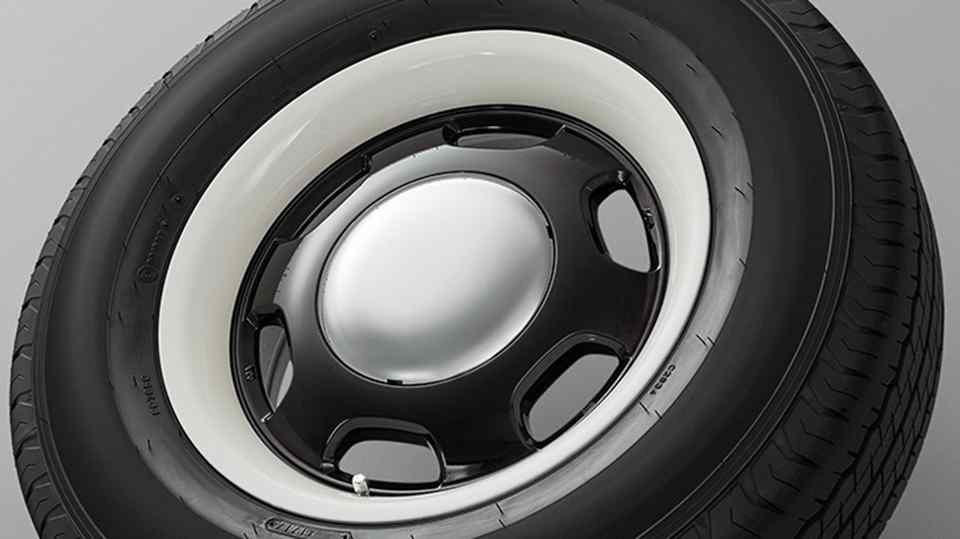 Modellista turns Hiace into VW Type 2 inspired 'Relaxbase'