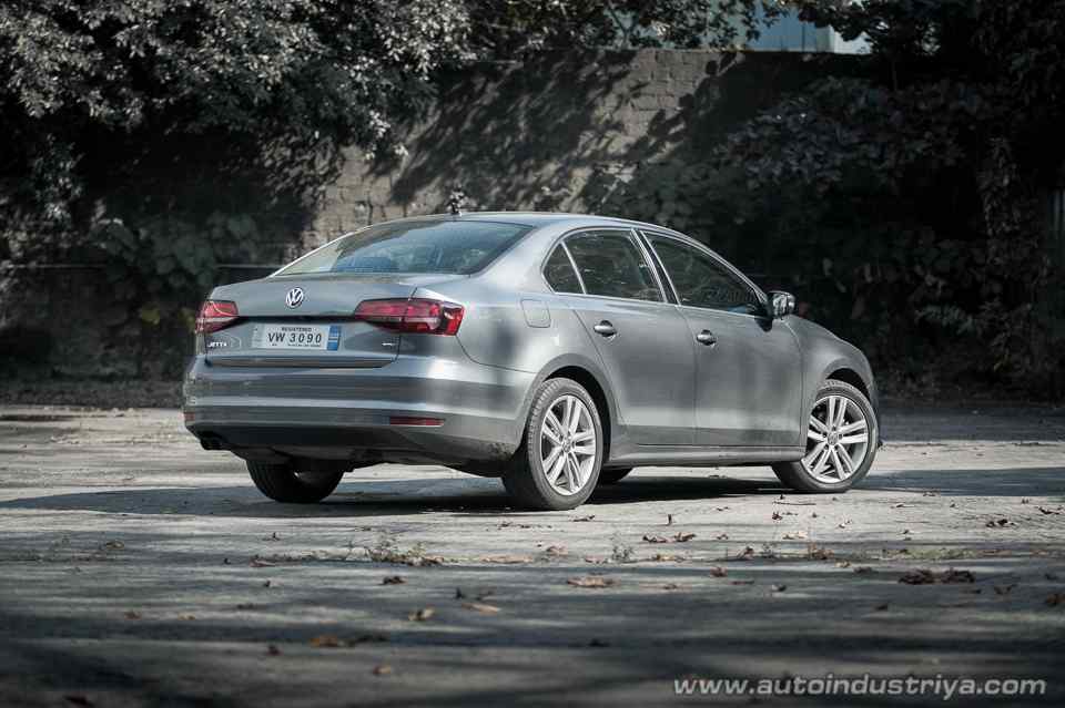 2017 Volkswagen Jetta Business Edition +