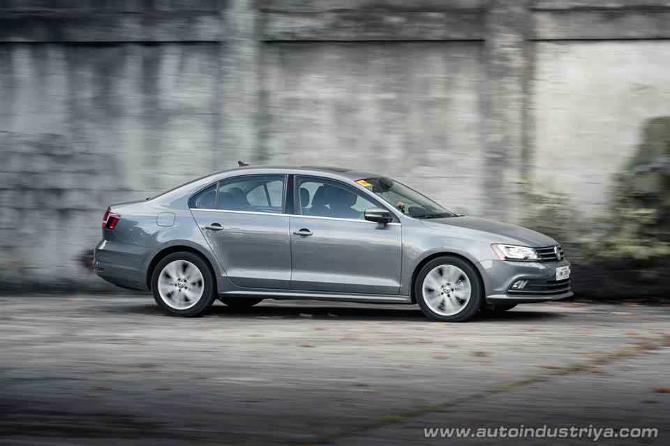 2017 Volkswagen Jetta Business Edition +