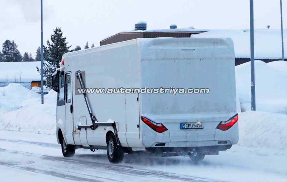 Spied: Mercedes-Benz RV