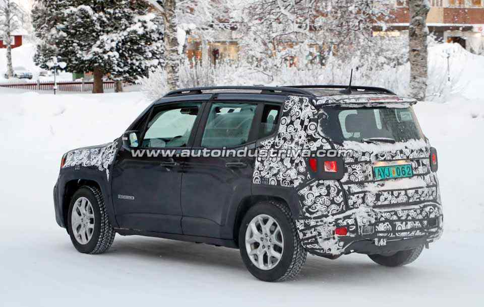 Spied: Will the Jeep Renegade to get a new face?