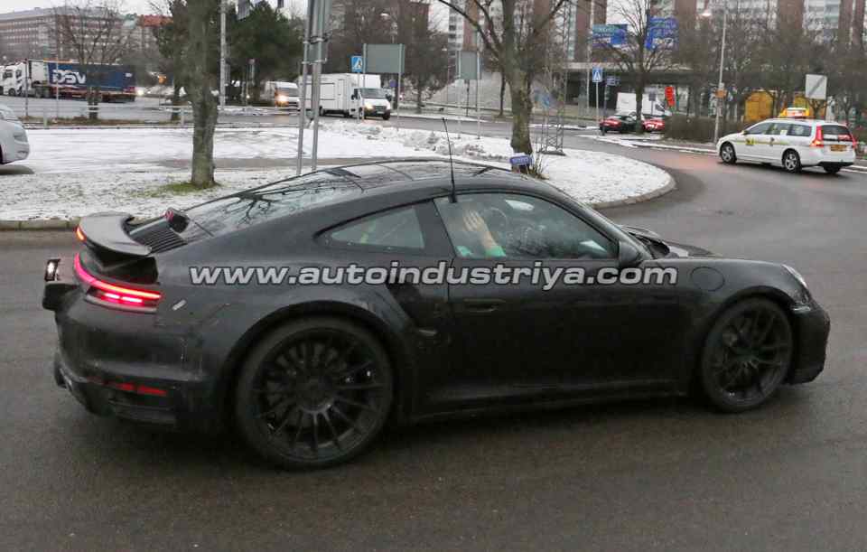 Spied: Porsche tests next-gen 911 Turbo in plain sight
