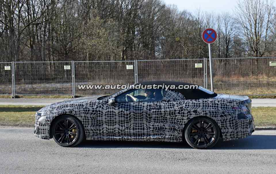 Spied: BMW M8