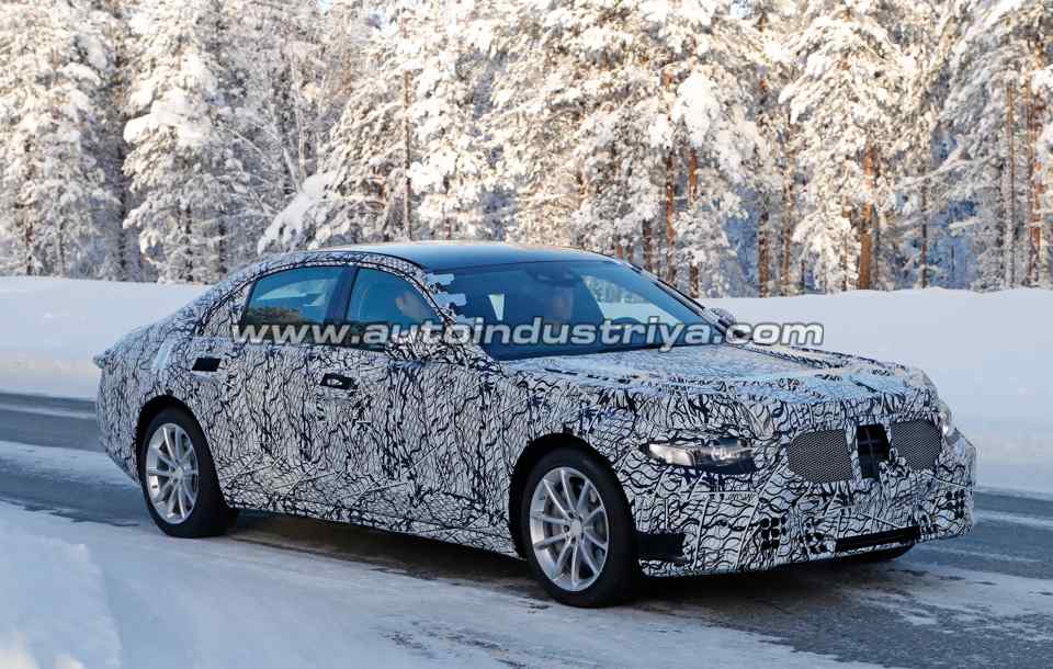 Spied: Next-gen Mercedes S-Class slated for 2020 release