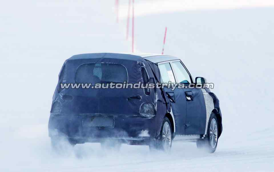 Spied: A first look at the next-generation Kia Soul