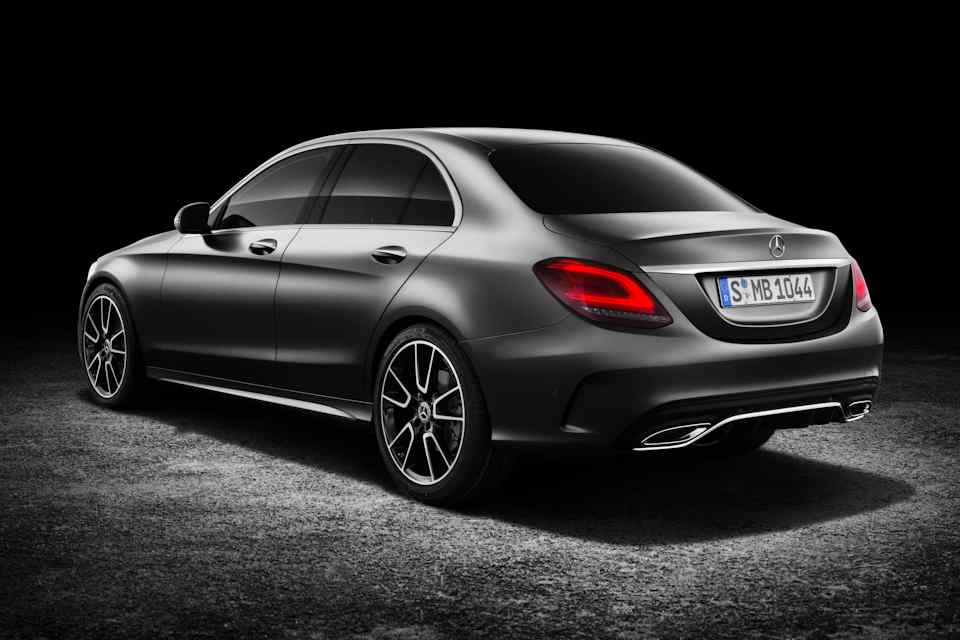 Mercedes-Benz C-Class gets mildly tweaked for 2018