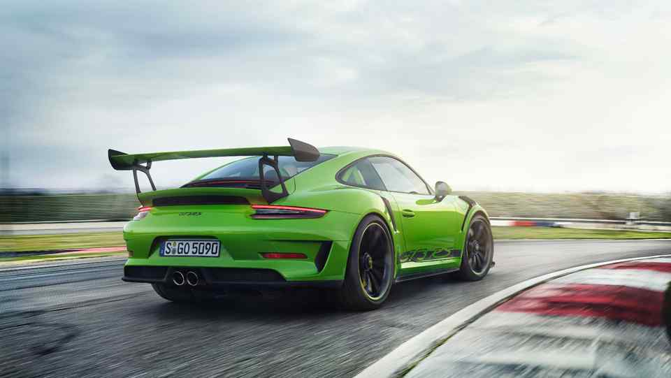 Track Ready: Meet the lighter, faster Porsche 911 GT3 RS