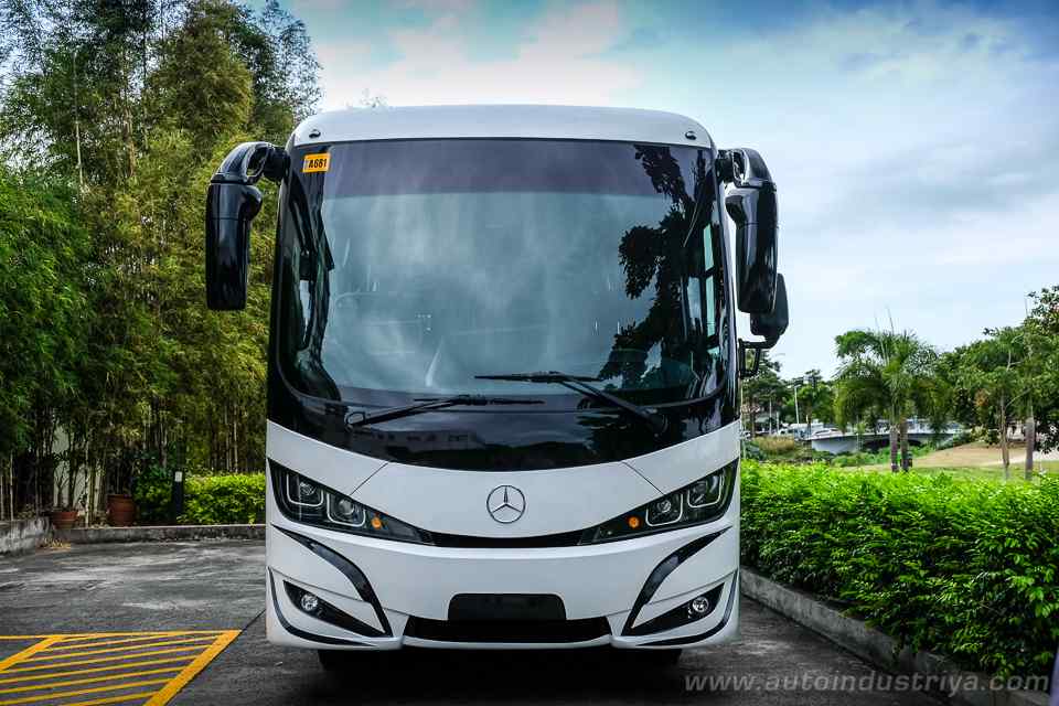 Mercedes Benz OF Bus