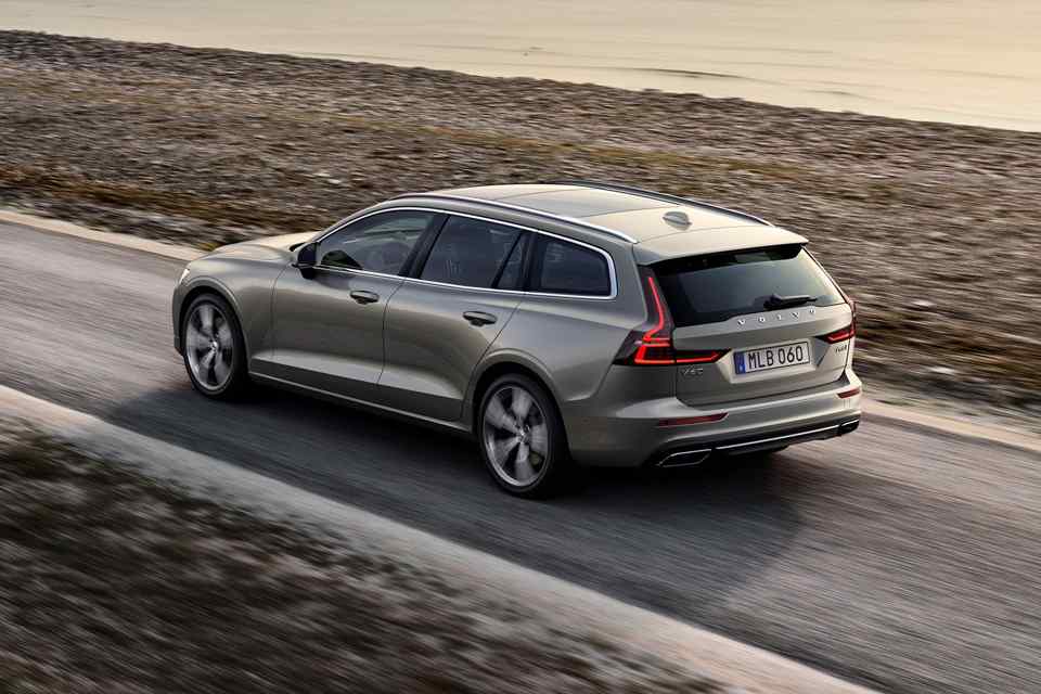 2019 Volvo V60 is a dapper rendition of the station wagon