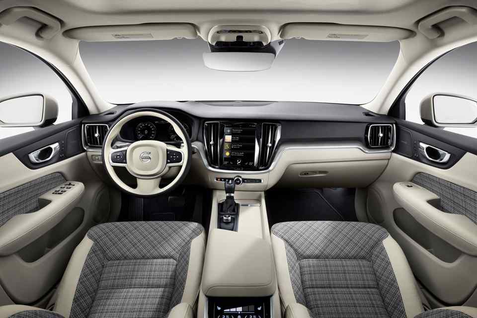 2019 Volvo V60 is a dapper rendition of the station wagon