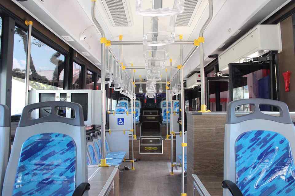 DOTr previews premium P2P electric bus as MRT alternative