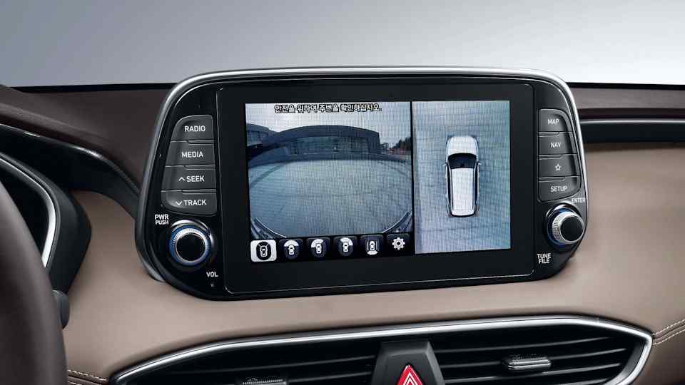 2019 Hyundai Santa Fe bares more details