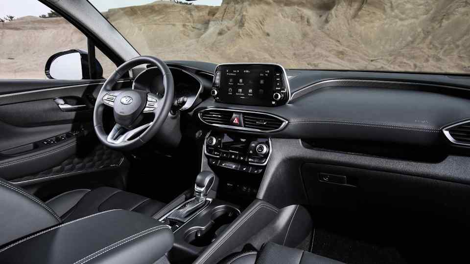 2019 Hyundai Santa Fe bares more details