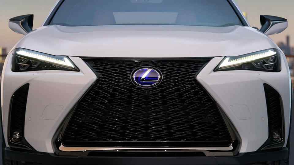 Here's your first look at the bold-looking Lexus UX