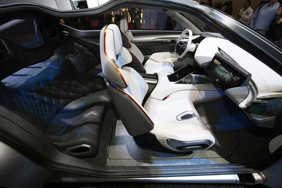 Geneva 2018: Pininfarina takes to the floor with the HK GT EV