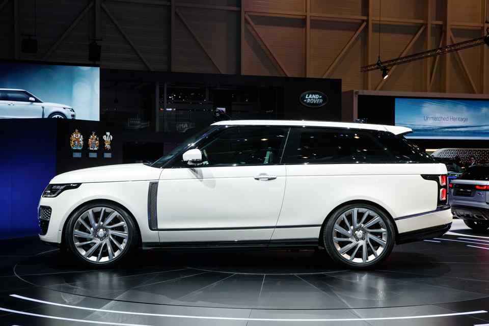 Geneva 2018: Land Rover revives the classic three-door Range Rover