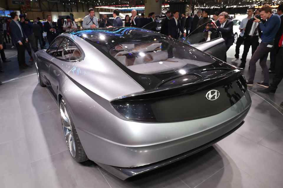 Geneva 2018: Le Fil Rouge concept shows glimpse of Hyundai's future