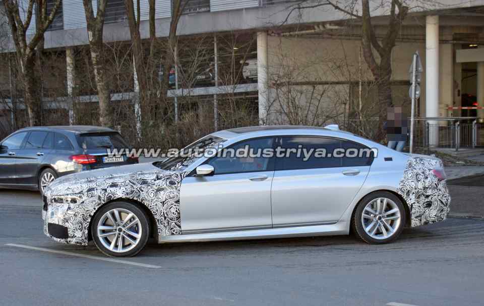Spied: Facelifted BMW 7 Series seen inside and out Spied: Facelifted BMW 7 Series seen inside and out