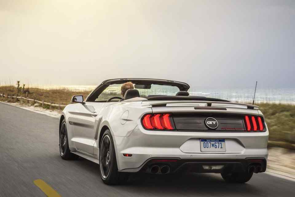 2018 Ford Mustang California Special takes you back to the 60's