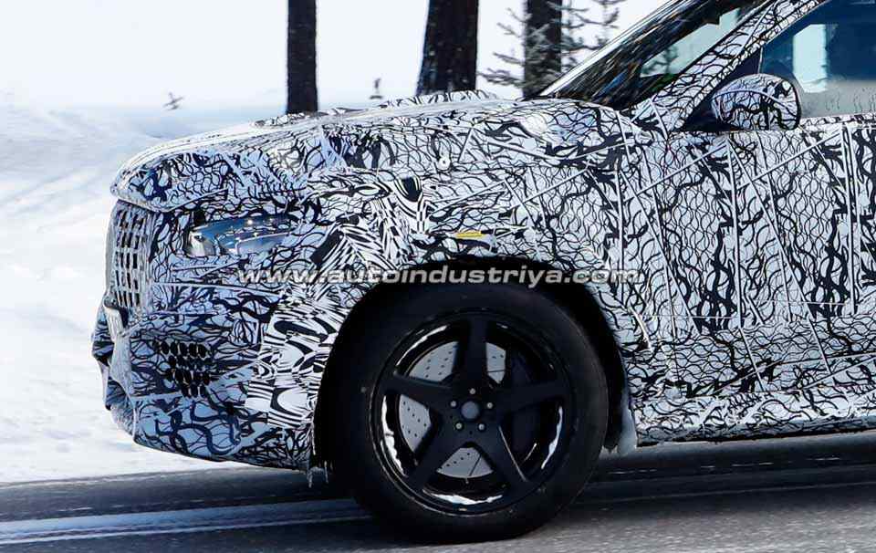 Spied: Mercedes-AMG GLS63