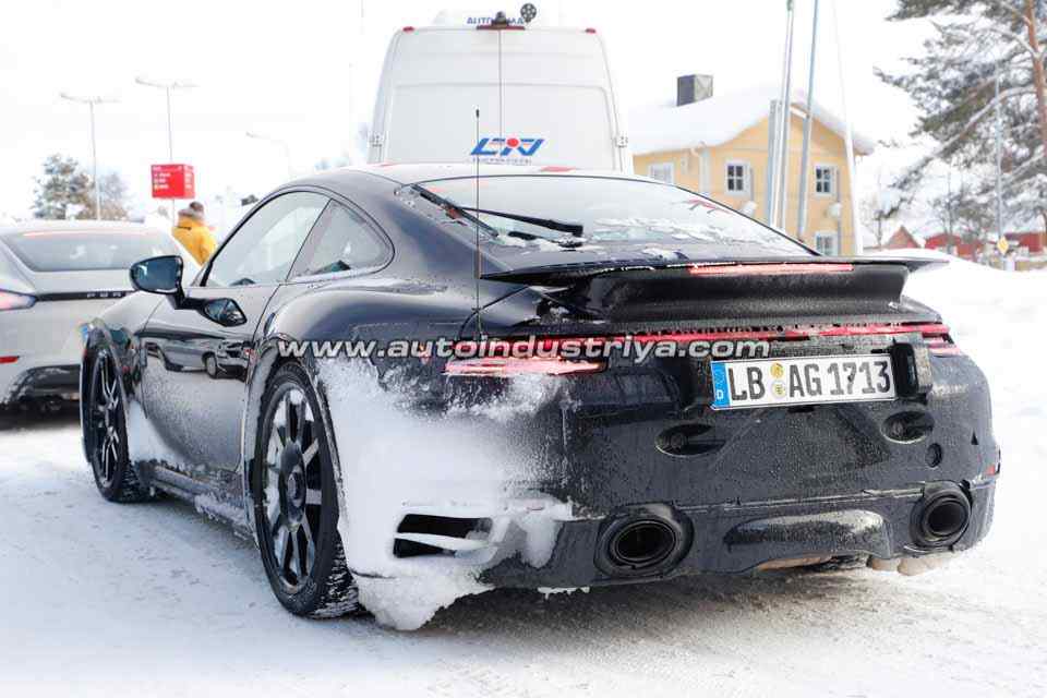 Spied: Porsche 911 992 GT3