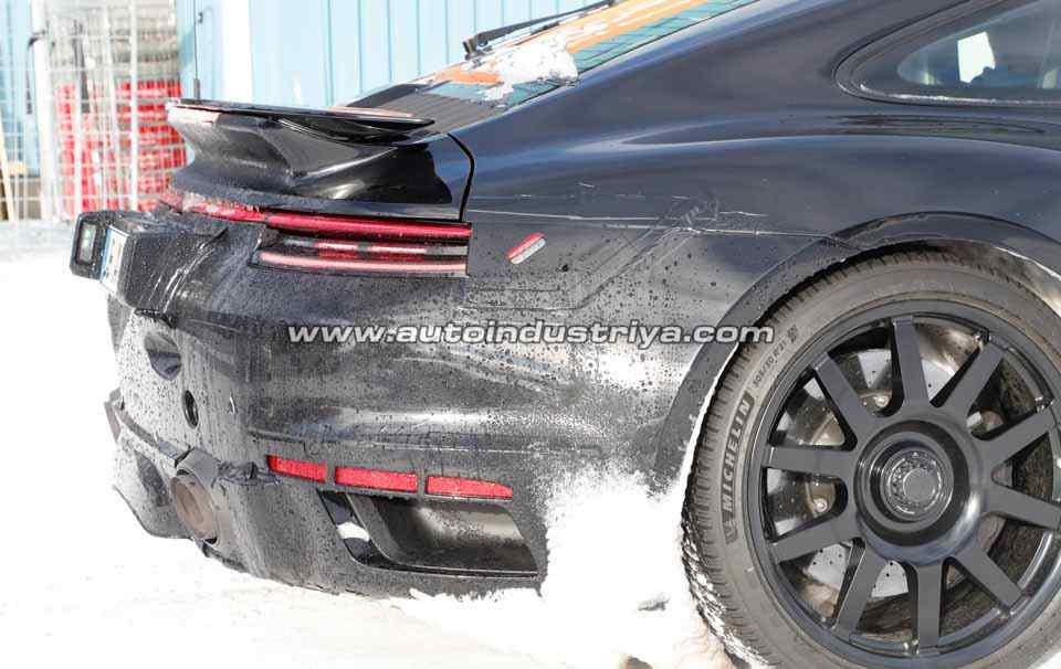 Spied: Porsche 911 992 GT3