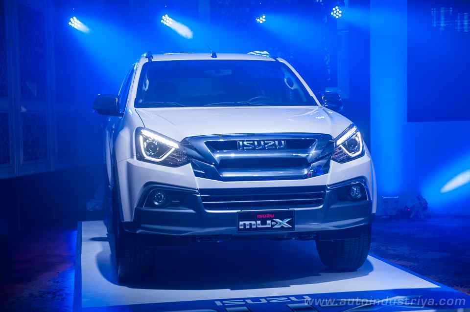 Say hello to the 1.9-liter Blue Power Isuzu mu-X