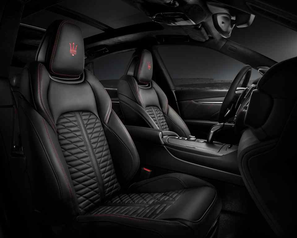 New York 2018: Maserati crams twin-turbo V8 into the Levante Trofeo