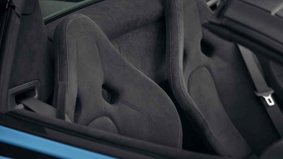 McLaren gives the 570S Spider a diet with new Track Pack kit