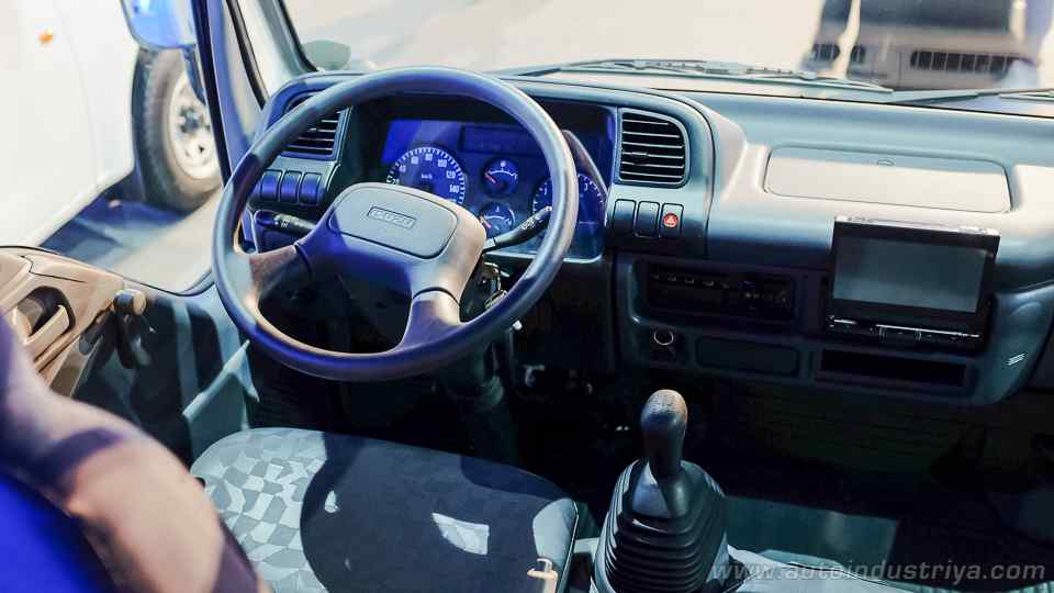 Isuzu PH presents modern PUV concepts Isuzu PH presents modern PUV concepts