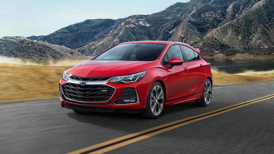2019 Chevrolet Cruze gets a sportier look in latest refresh