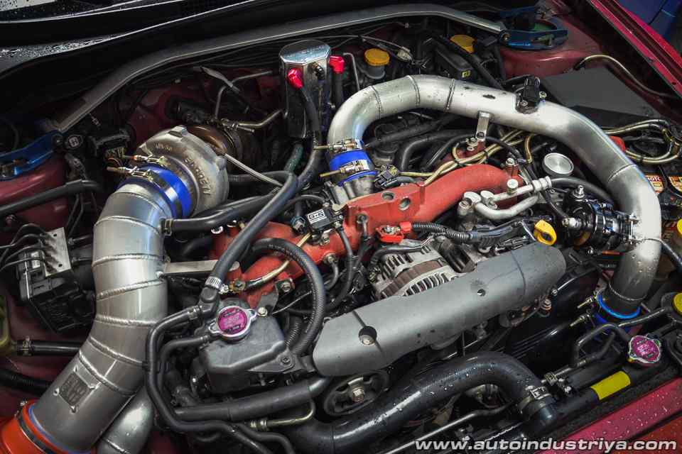 Our Favorite Engines: The Subaru EJ25