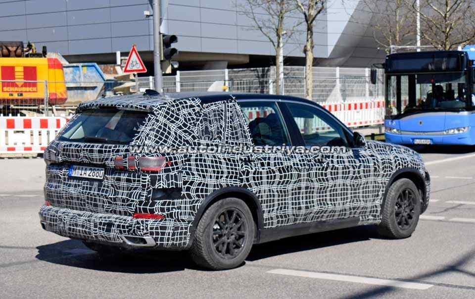Spied: Lightly-camo'd BMW X5 seen inside and out