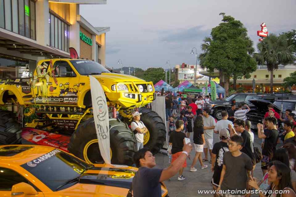 The Sizzling Cars, Trucks, and Ladies at the 2018 Subic Bay Auto Show